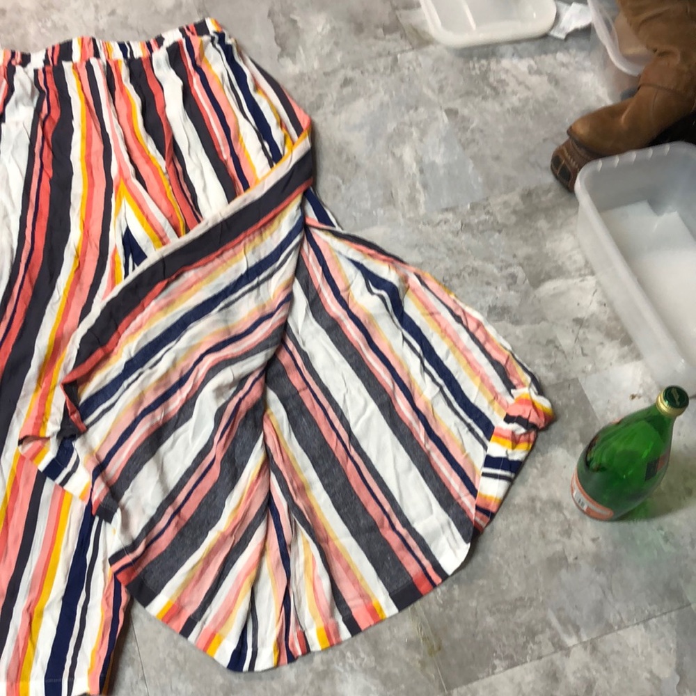 Beachwear - Picture 6 of 6